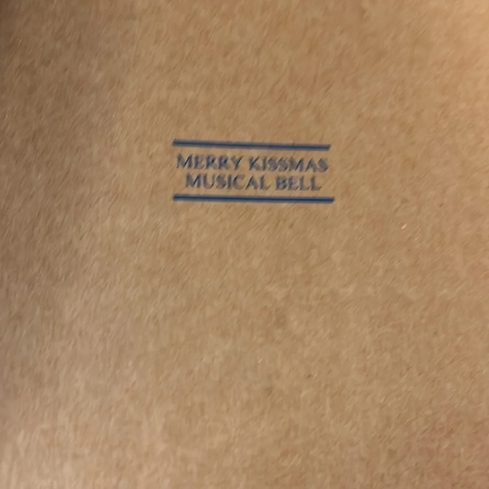 Avon Vintage “Merry Kissmas” Musical Bell NIB